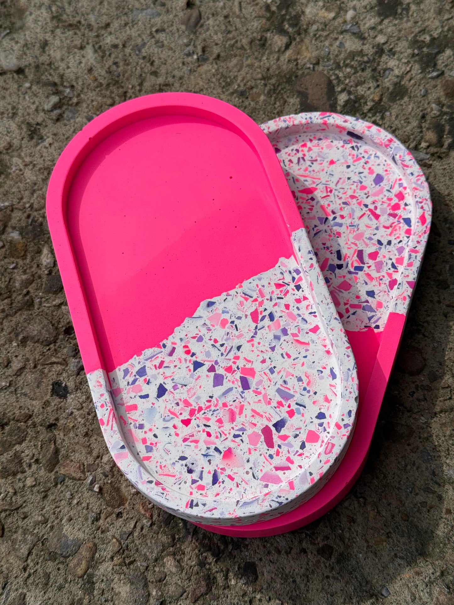 VIVIDS split terrazzo oval trays