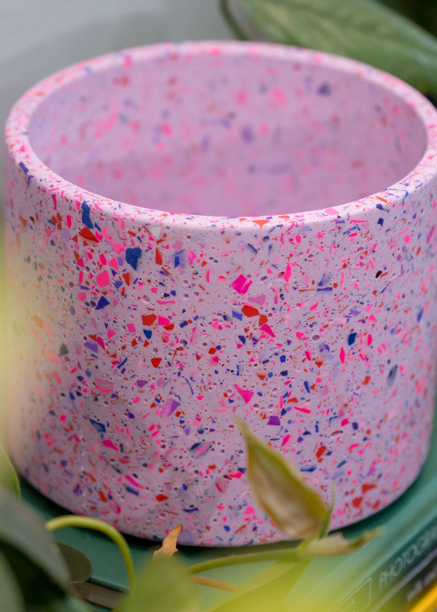 'Lovers' terrazzo planter