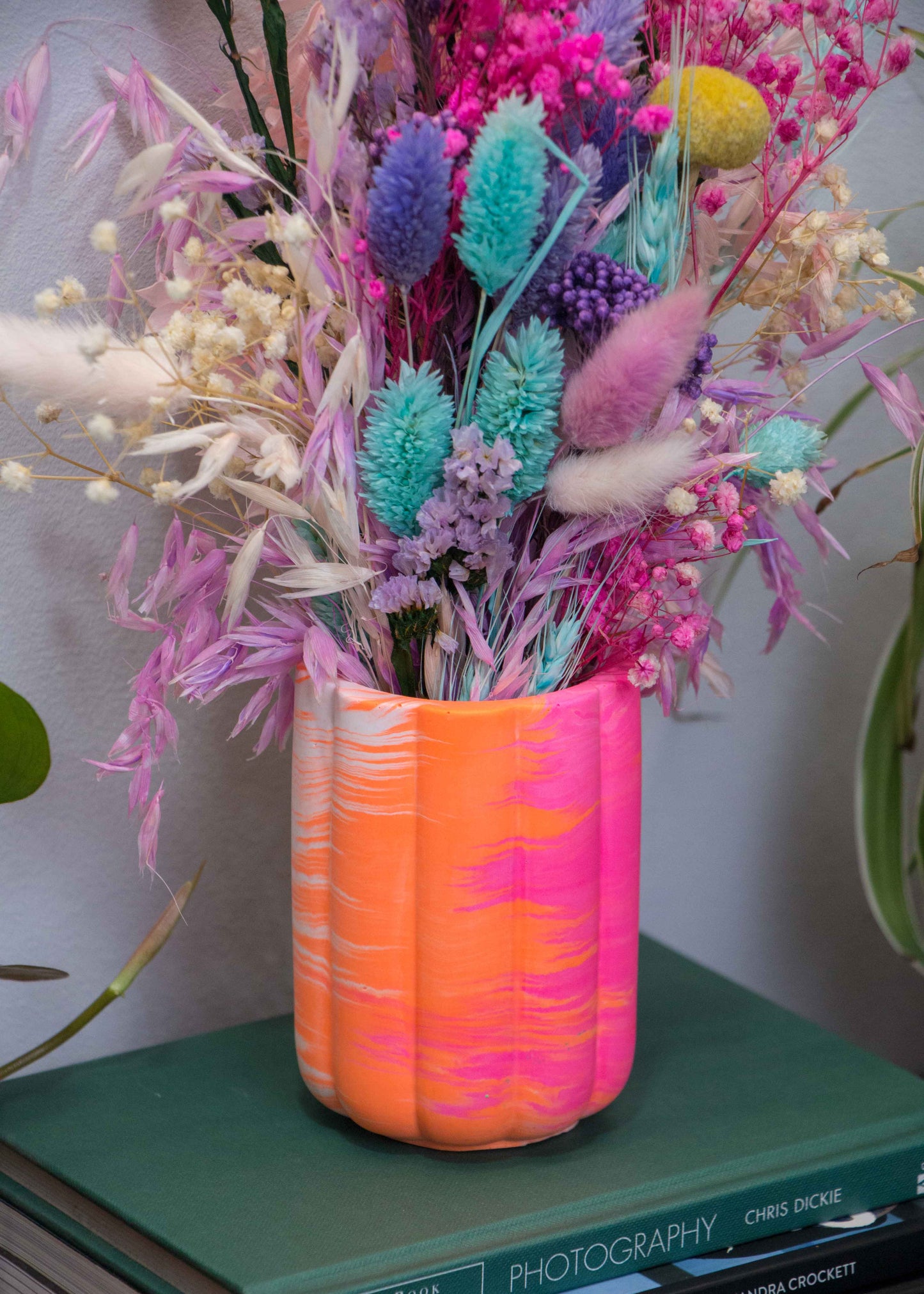 Marbled bumpy vessel