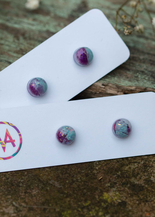 Small circular studs