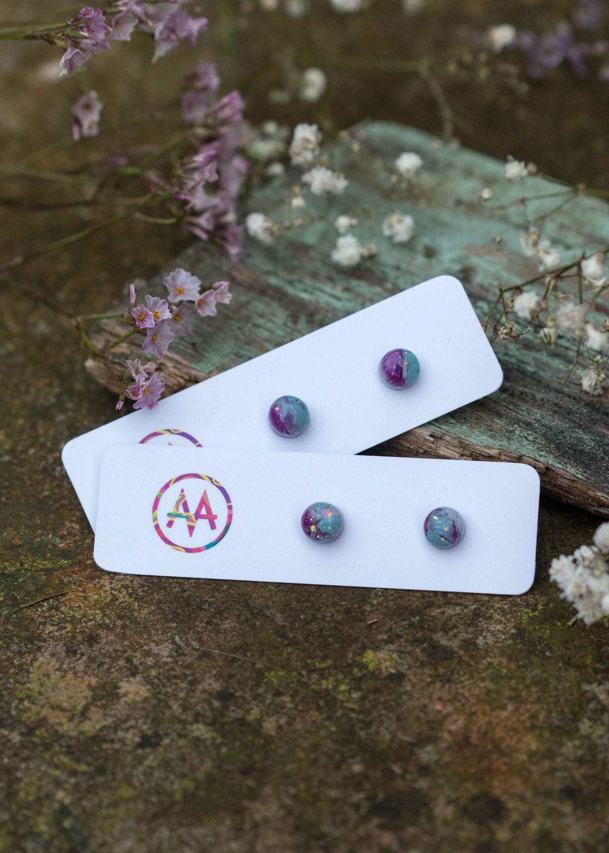 Small circular studs