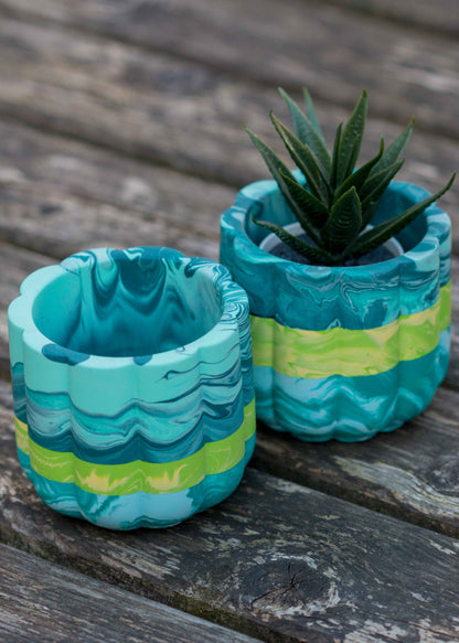 NO WASTE small bumpy planter